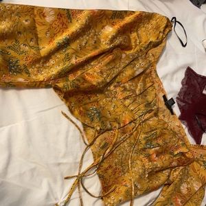 Forever 21 shirt lace up crop